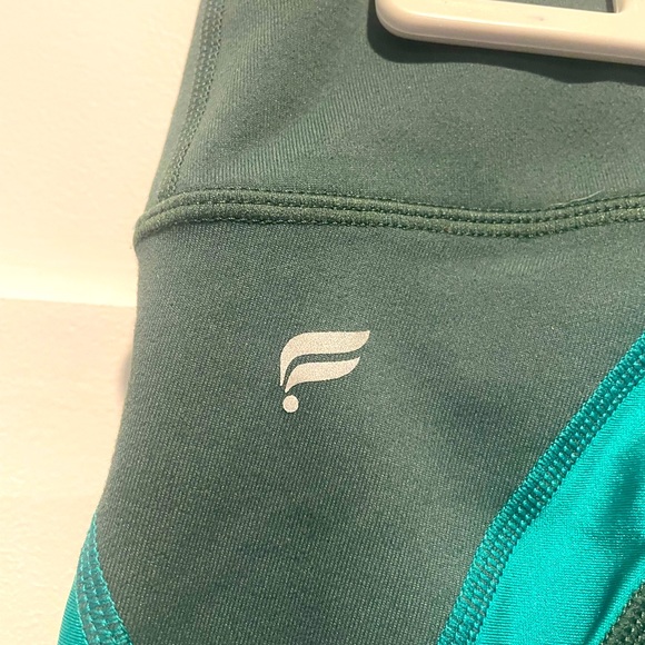 Fabletics dark green leggings with turquoise accents Size L - Picture 8 of 9